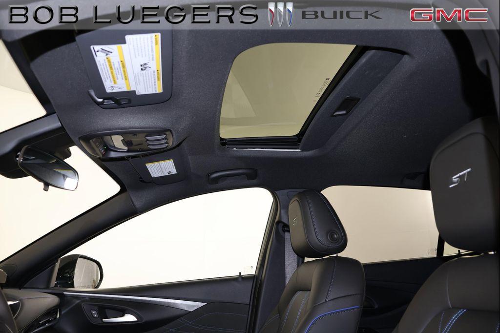 new 2026 Buick Envista car, priced at $31,535