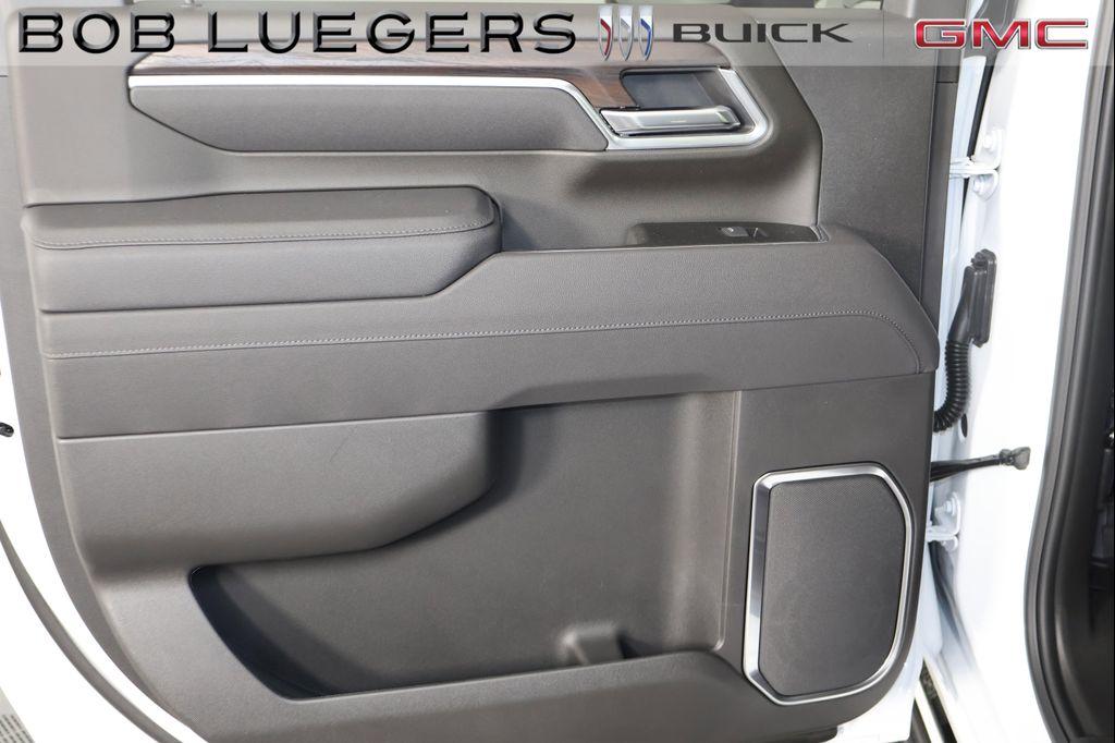 new 2026 GMC Sierra 2500 car, priced at $72,361