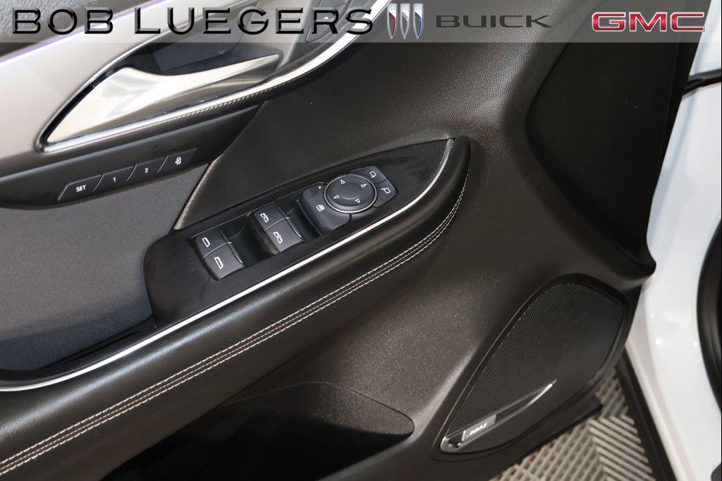used 2025 Buick Envision car, priced at $31,598