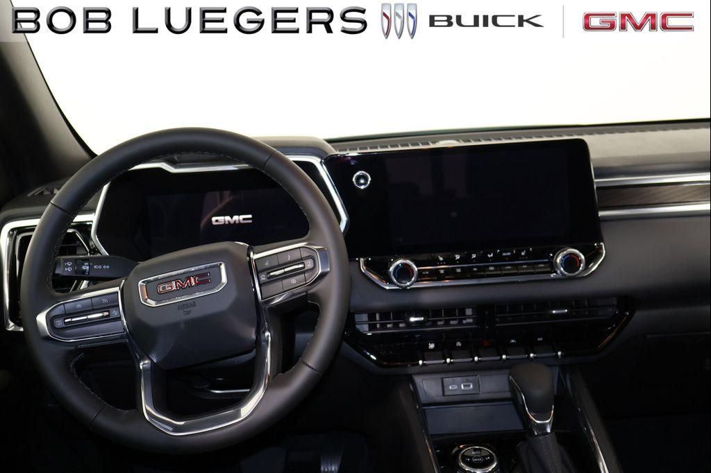 new 2025 GMC Canyon car, priced at $45,371