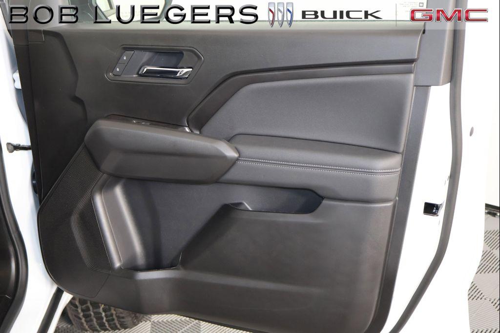 new 2025 GMC Canyon car, priced at $45,371