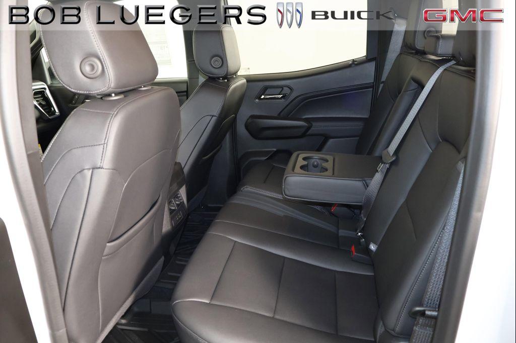 new 2025 GMC Canyon car, priced at $45,371