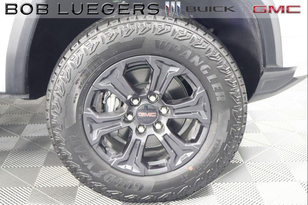 new 2025 GMC Canyon car, priced at $45,371