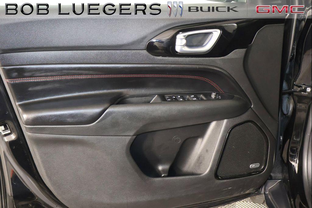 used 2022 Jeep Compass car, priced at $27,455