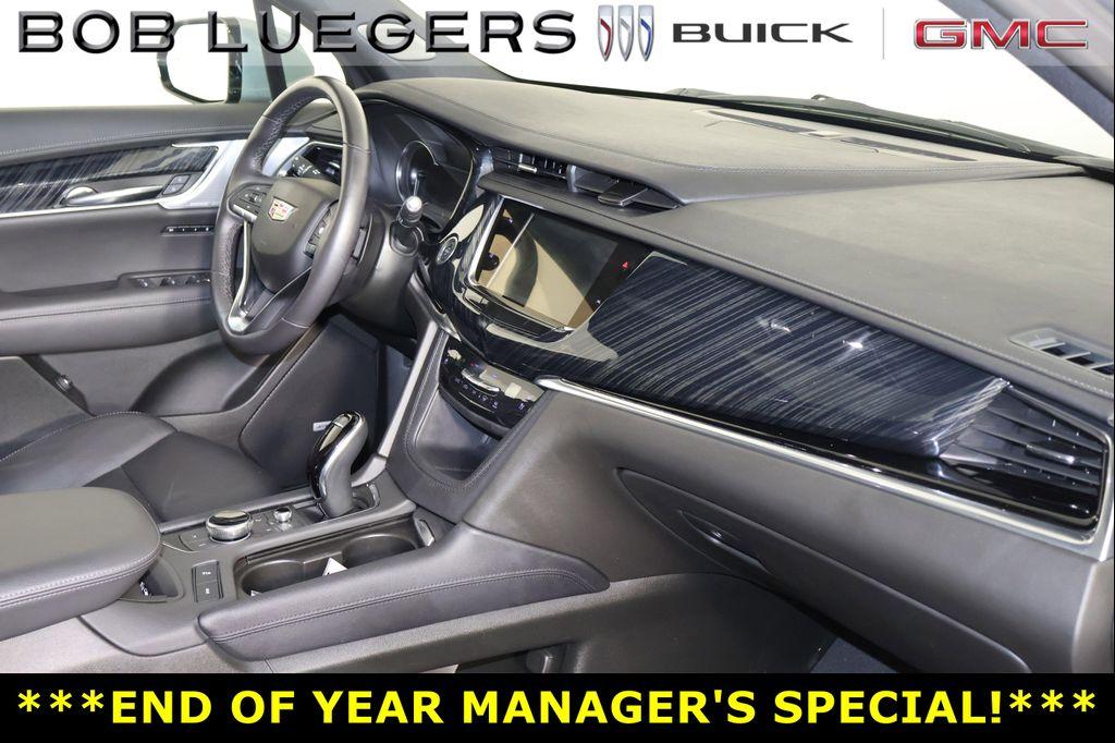 used 2025 Cadillac XT6 car, priced at $45,955