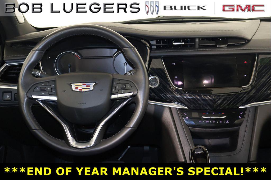 used 2025 Cadillac XT6 car, priced at $45,955