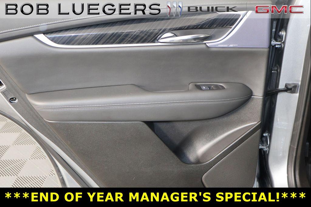 used 2025 Cadillac XT6 car, priced at $45,955