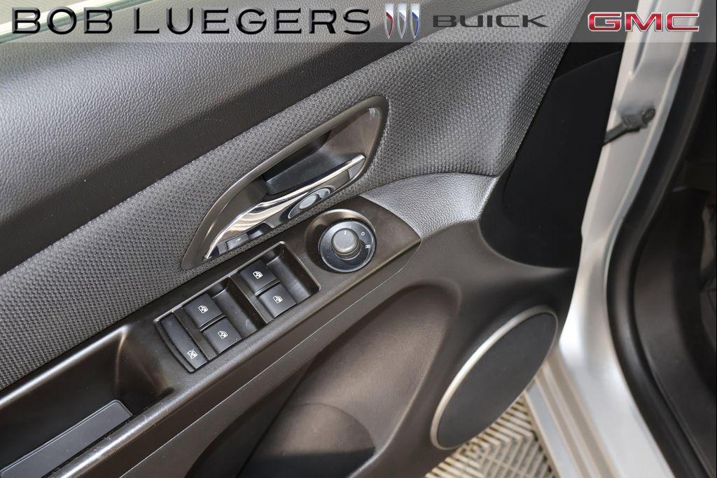 used 2014 Chevrolet Cruze car, priced at $6,989