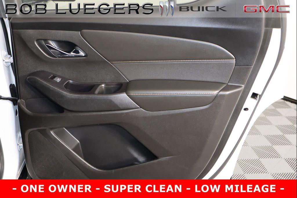 used 2020 Chevrolet Traverse car, priced at $31,989