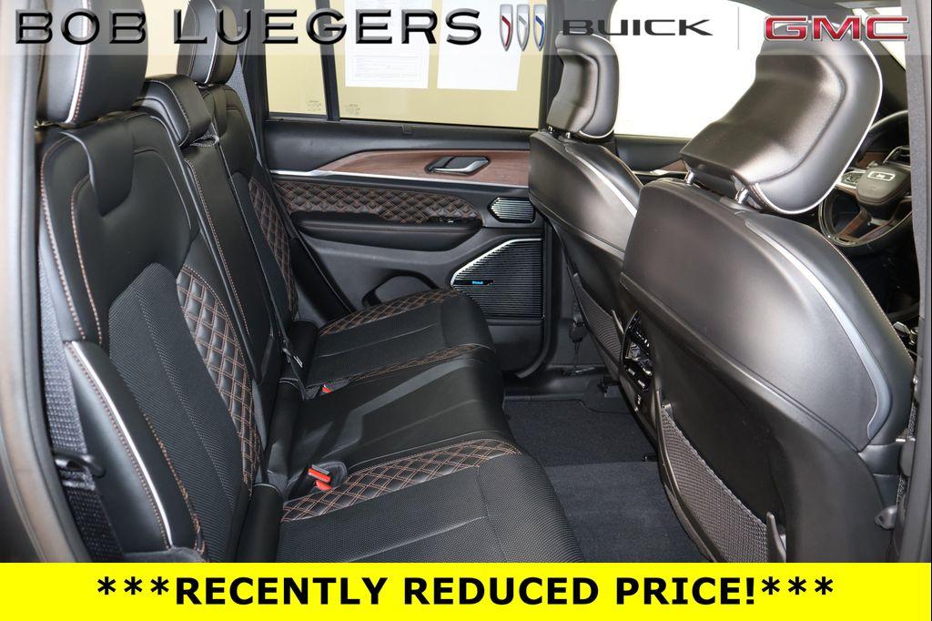 used 2022 Jeep Grand Cherokee car, priced at $40,989