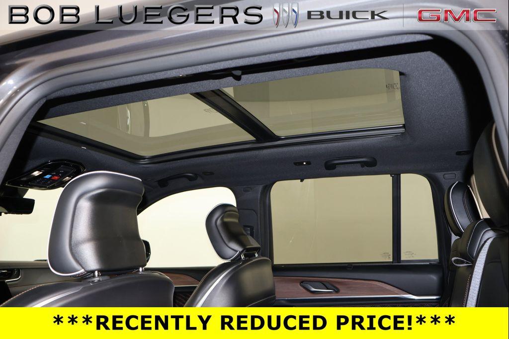 used 2022 Jeep Grand Cherokee car, priced at $40,989