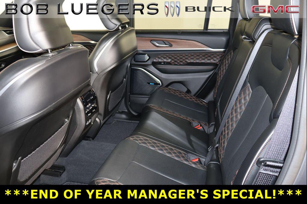 used 2022 Jeep Grand Cherokee car, priced at $43,989