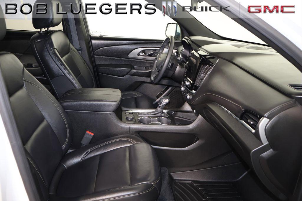 used 2023 Chevrolet Traverse car, priced at $26,955