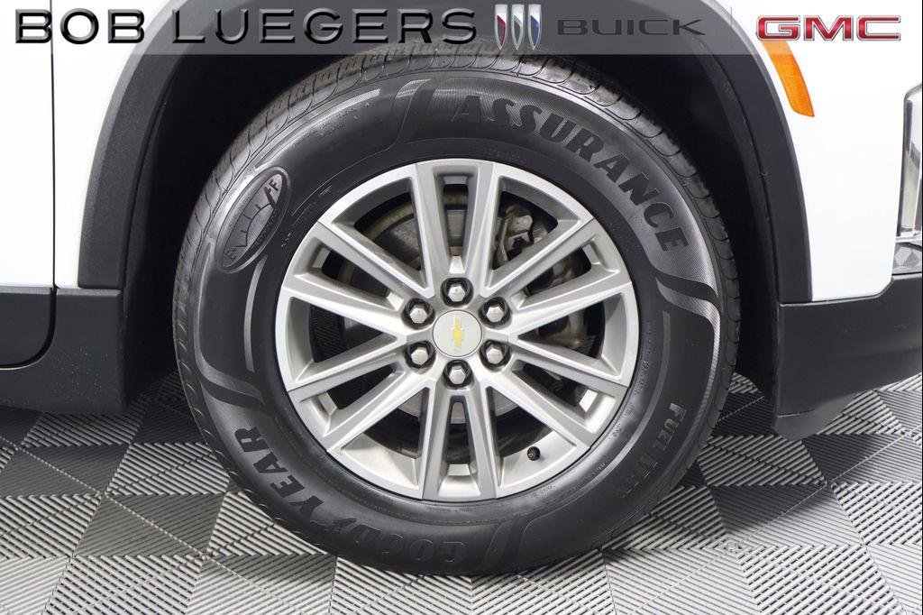 used 2023 Chevrolet Traverse car, priced at $26,955