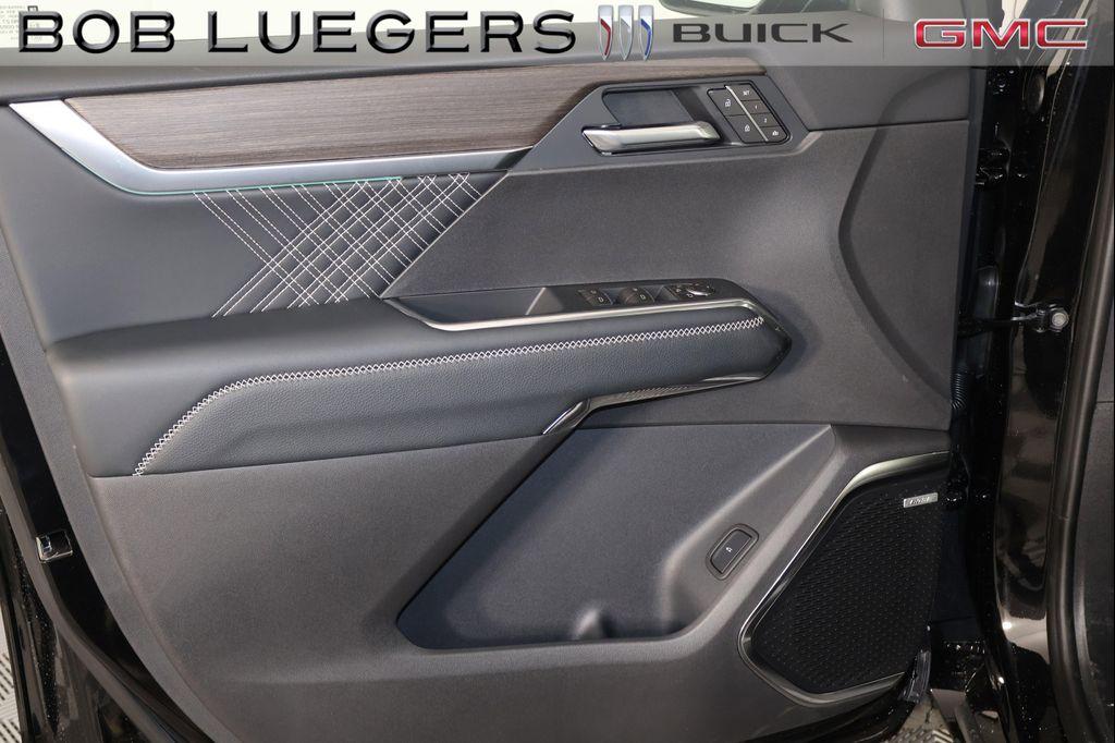 new 2026 GMC Acadia car, priced at $65,984