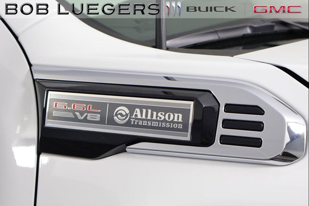 new 2025 GMC Sierra 2500 car, priced at $52,602