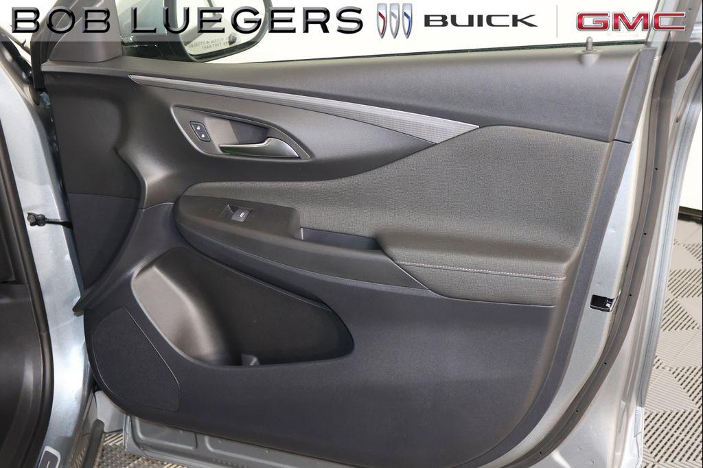 new 2026 Buick Envista car, priced at $32,355