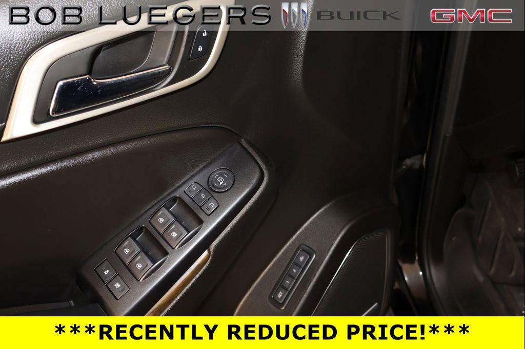 used 2018 GMC Yukon car, priced at $27,498
