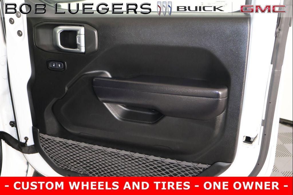 used 2021 Jeep Wrangler Unlimited car, priced at $37,965