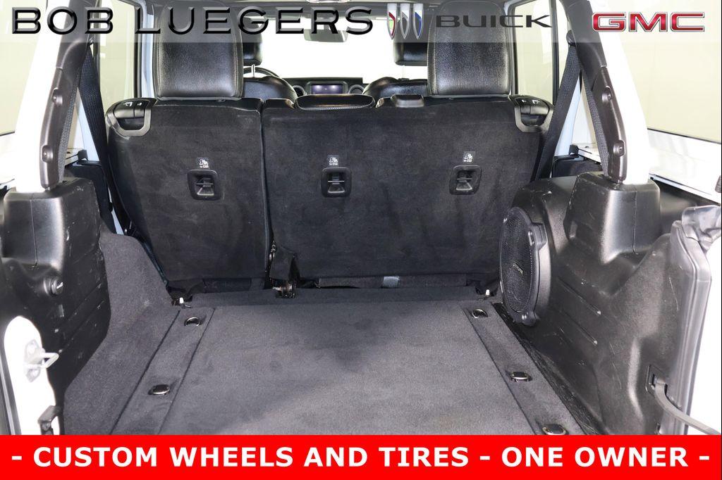 used 2021 Jeep Wrangler Unlimited car, priced at $37,965
