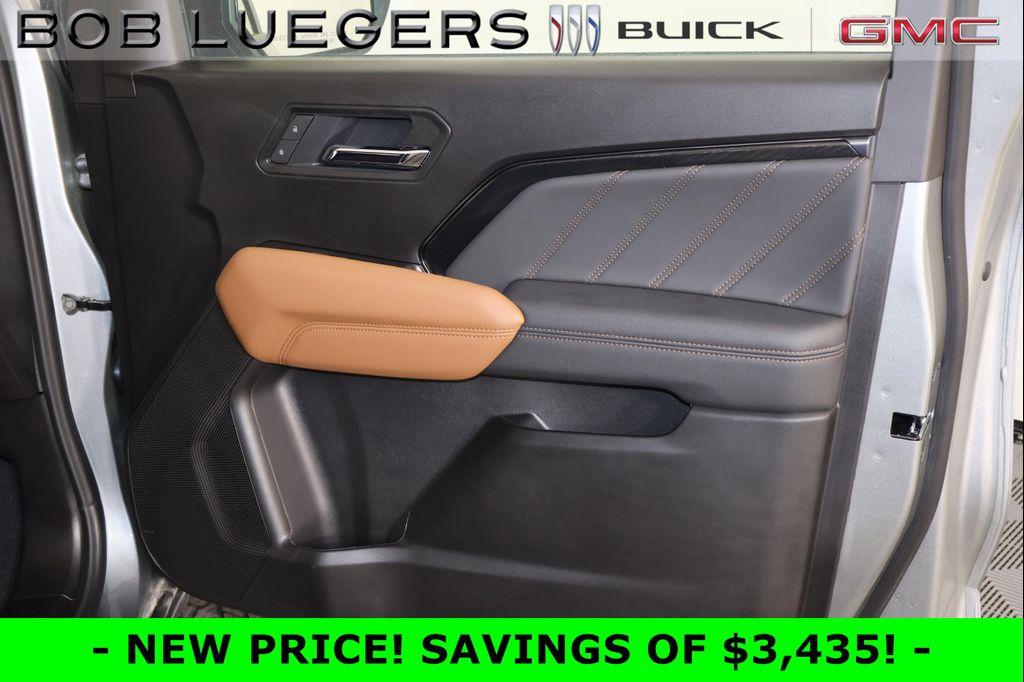 new 2025 GMC Canyon car, priced at $48,990