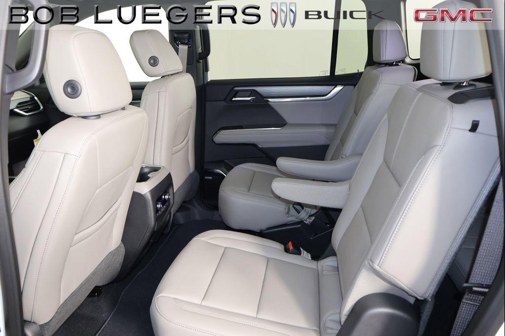 new 2026 GMC Acadia car, priced at $47,304