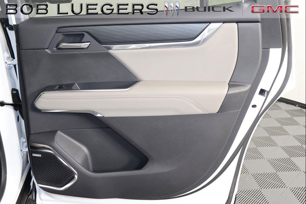 new 2026 GMC Acadia car, priced at $47,304