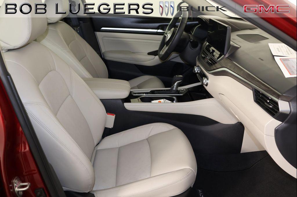 used 2023 Nissan Altima car, priced at $29,455