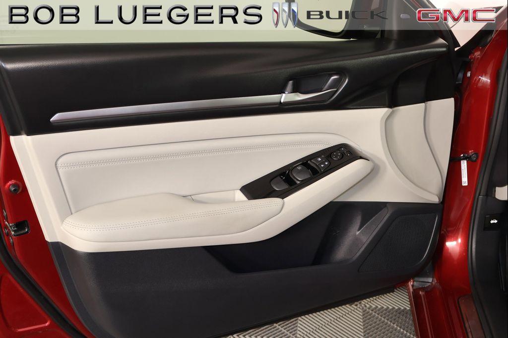 used 2023 Nissan Altima car, priced at $29,455