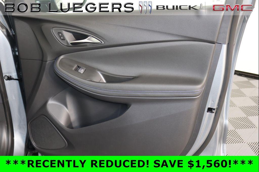 new 2026 Buick Encore GX car, priced at $31,125