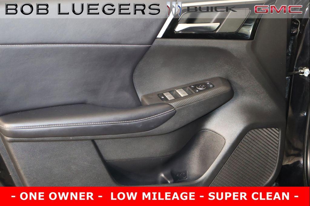 used 2022 Mitsubishi Outlander car, priced at $24,966