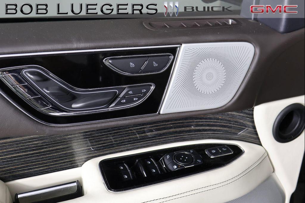 used 2023 Lincoln Navigator car, priced at $63,989