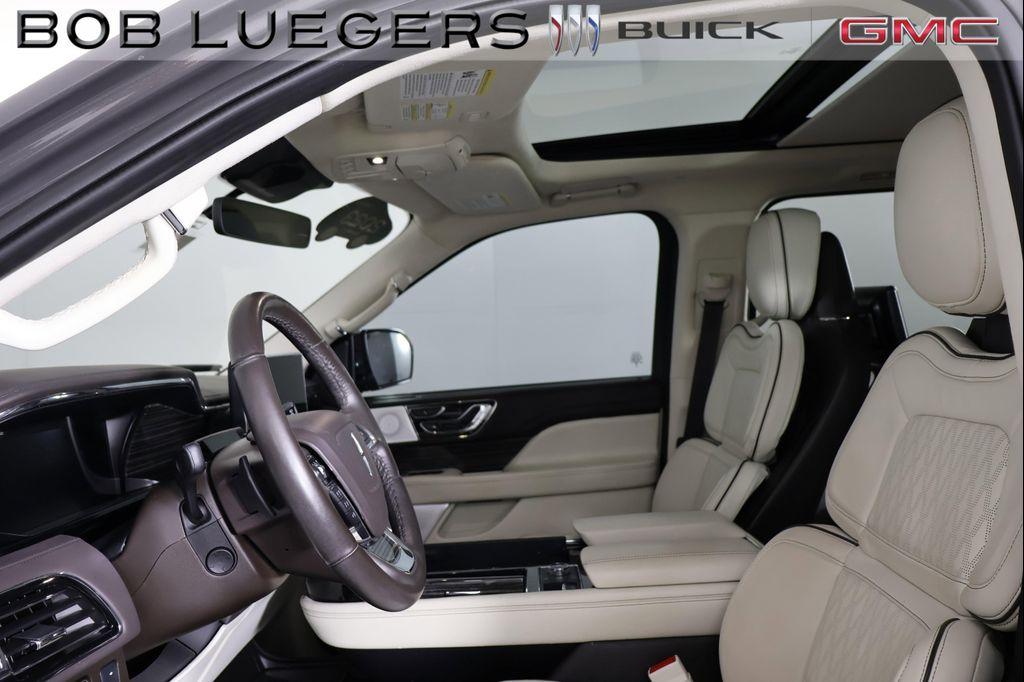 used 2023 Lincoln Navigator car, priced at $63,989