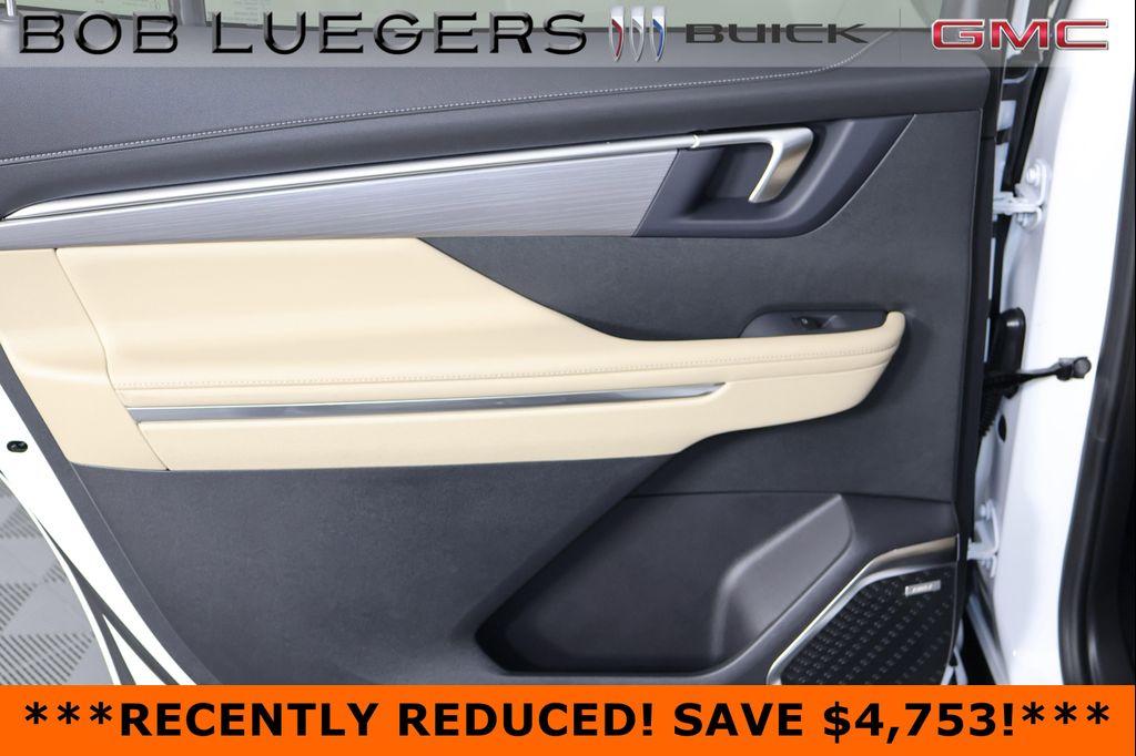 new 2026 Buick Enclave car, priced at $53,927