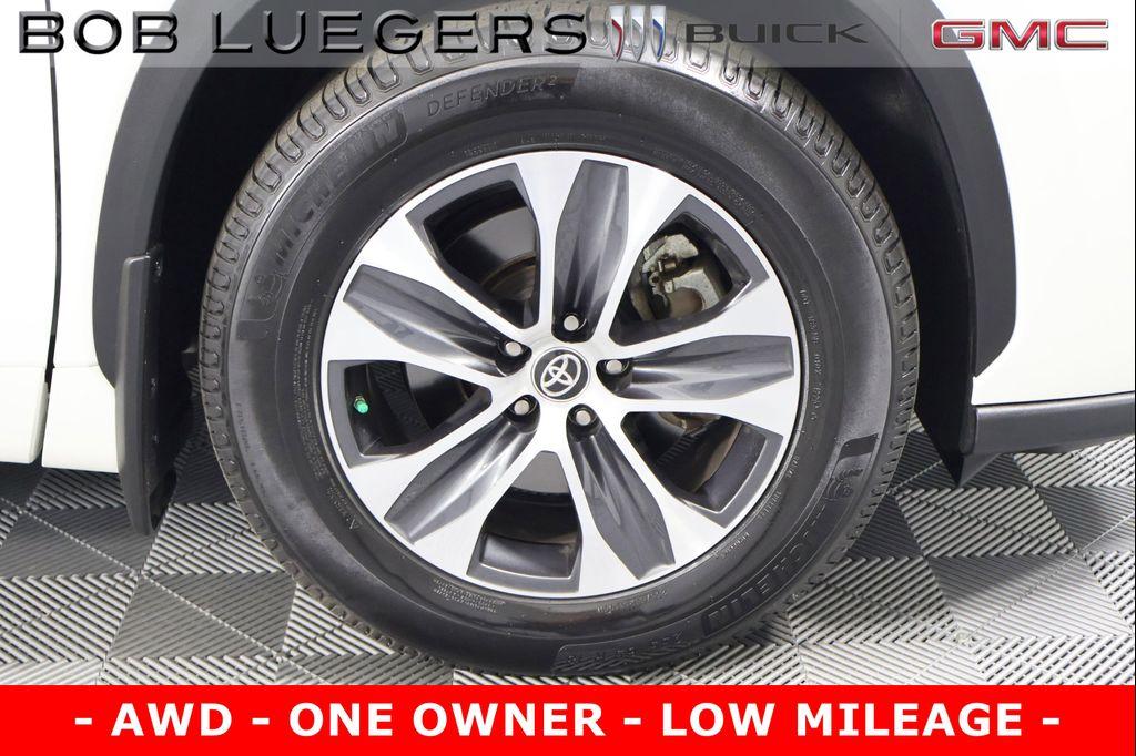 used 2020 Toyota Highlander car, priced at $33,988