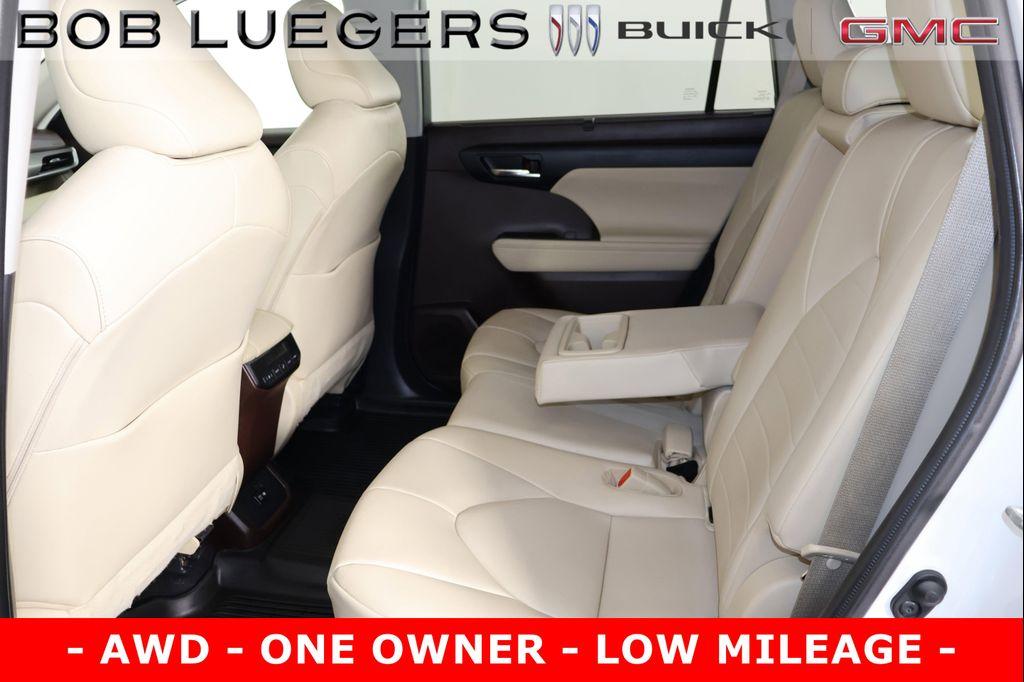 used 2020 Toyota Highlander car, priced at $33,988