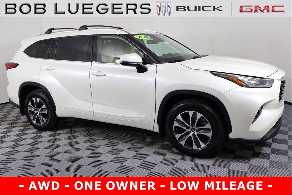 used 2020 Toyota Highlander car, priced at $33,988