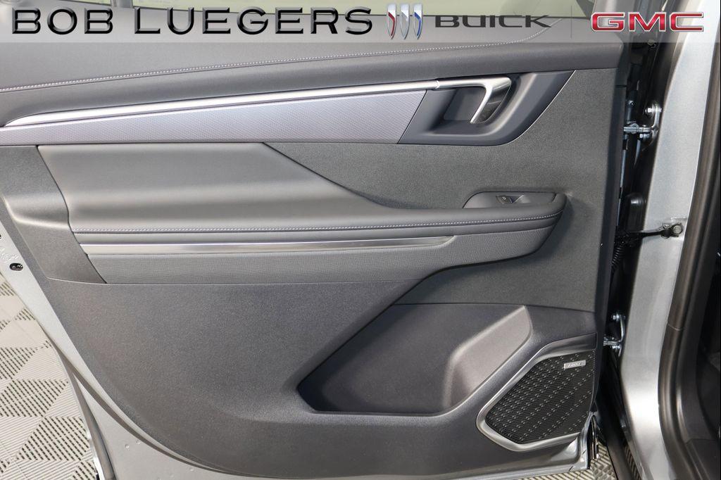 new 2026 Buick Enclave car, priced at $59,298