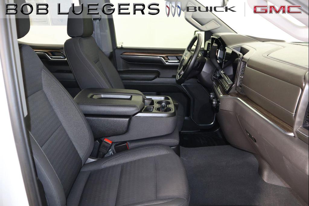 used 2024 Chevrolet Silverado 1500 car, priced at $41,995