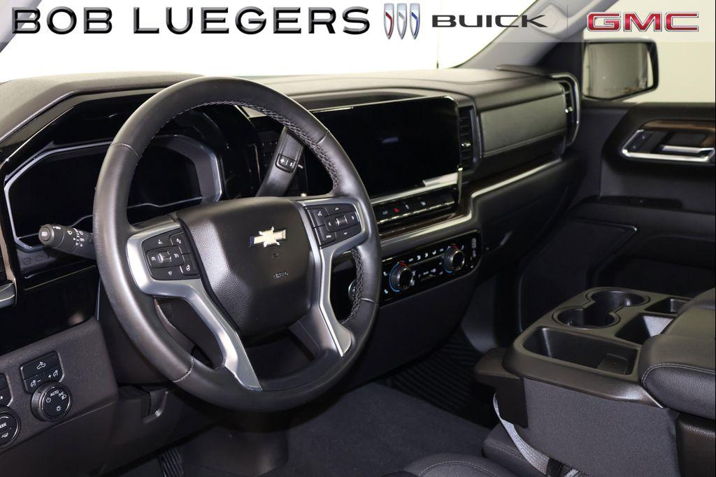 used 2024 Chevrolet Silverado 1500 car, priced at $41,995