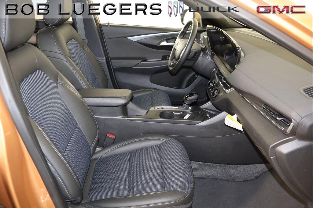 used 2025 Buick Envista car, priced at $26,455