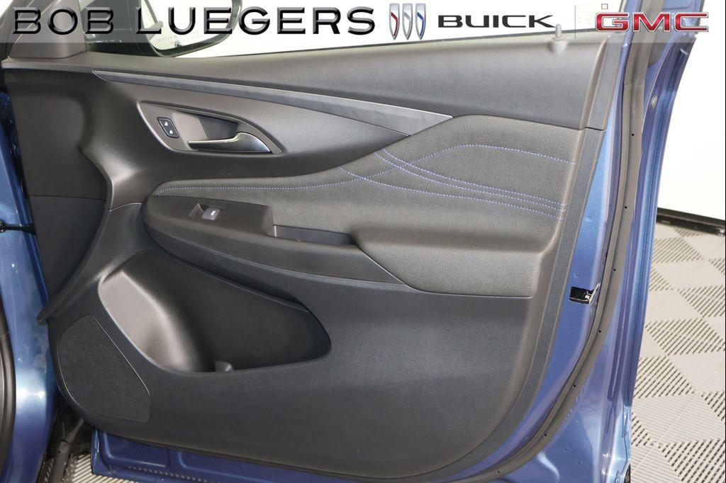 new 2026 Buick Envista car, priced at $31,535