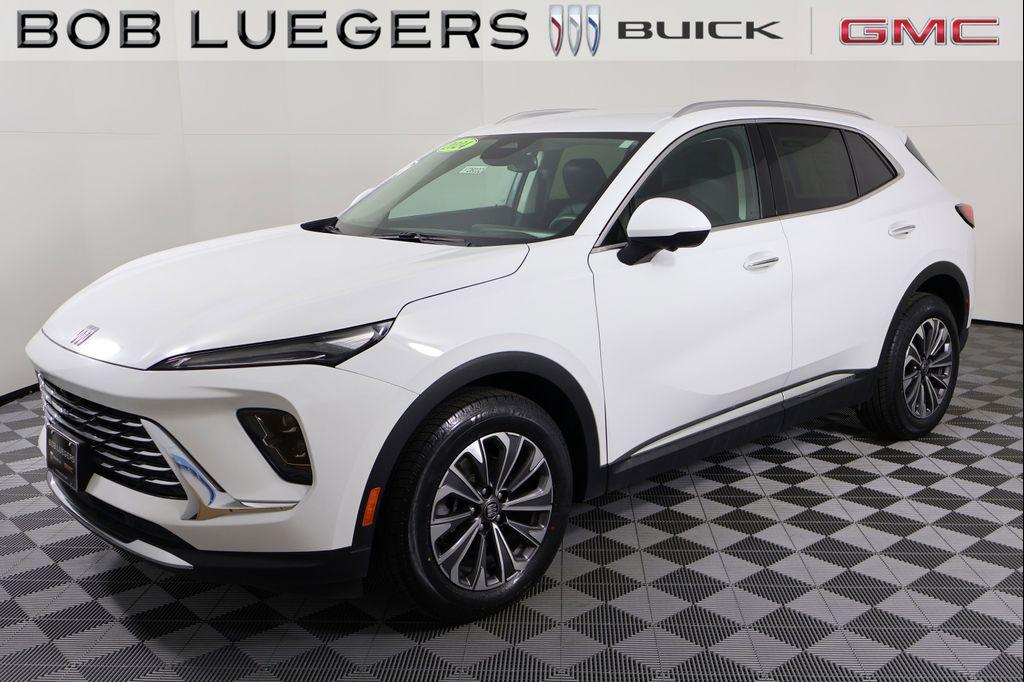 used 2024 Buick Envision car, priced at $28,498