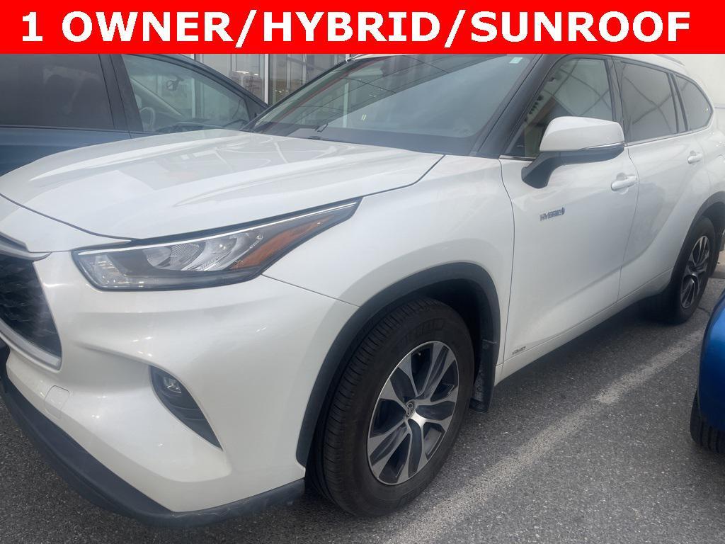 used 2020 Toyota Highlander Hybrid car, priced at $31,000