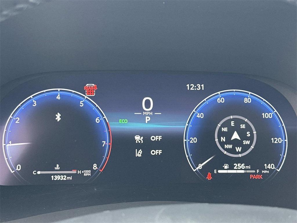 used 2024 Toyota Highlander car, priced at $43,750