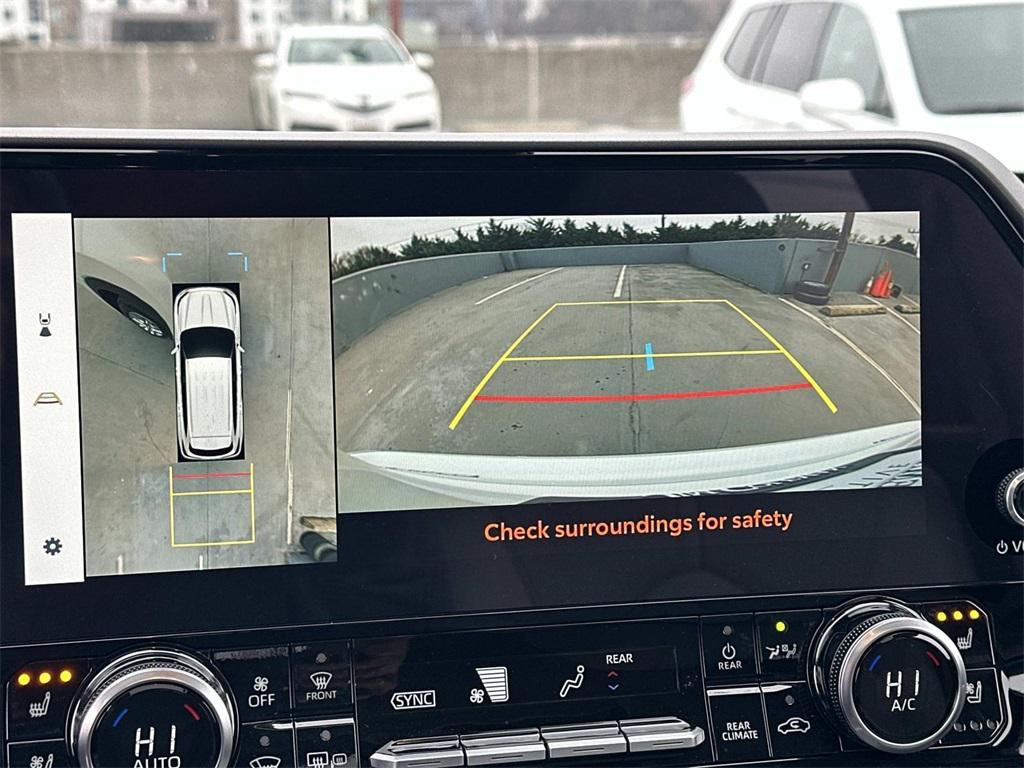 used 2024 Toyota Highlander car, priced at $43,750