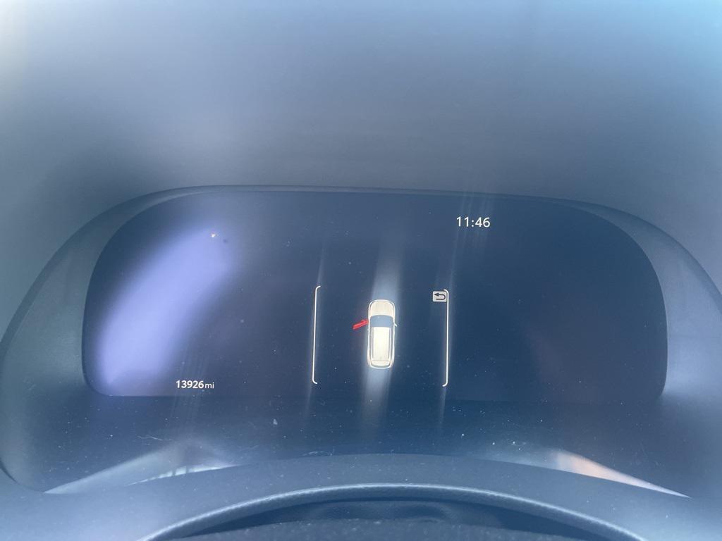 used 2024 Toyota Highlander car, priced at $43,500