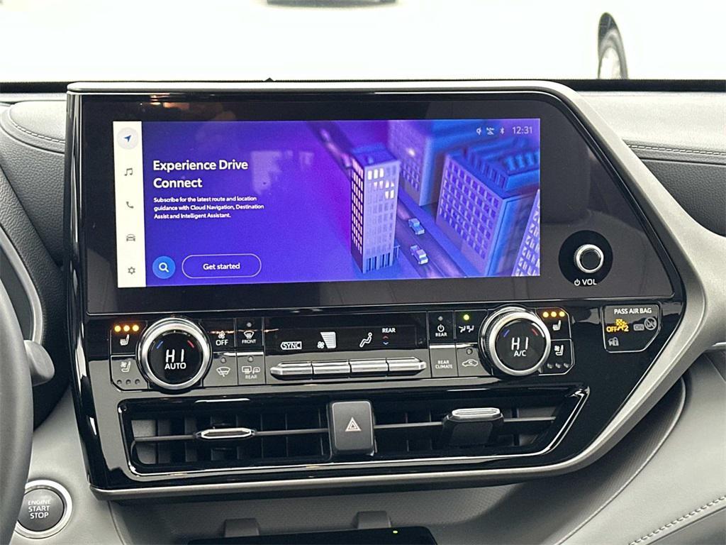 used 2024 Toyota Highlander car, priced at $43,750