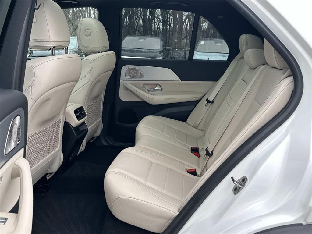 used 2025 Mercedes-Benz GLE 350 car, priced at $53,884