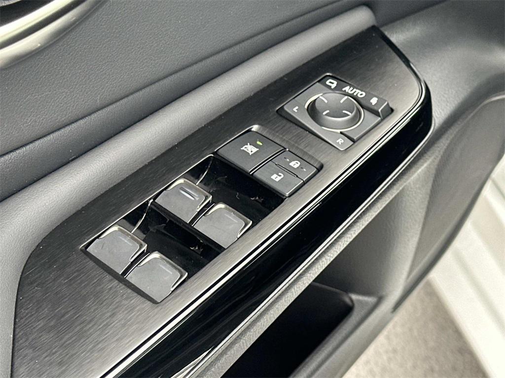 used 2023 Lexus ES 350 car, priced at $39,994